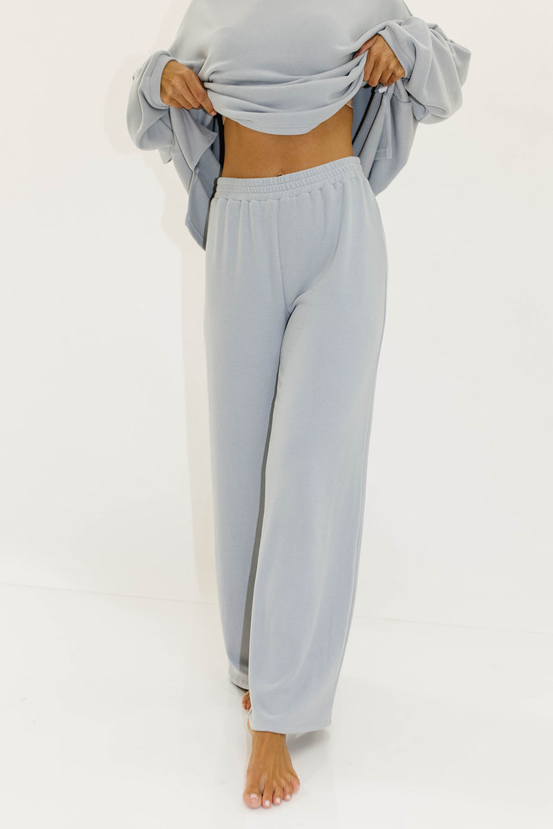 Campbell Fleece Lounge Pants in Brown