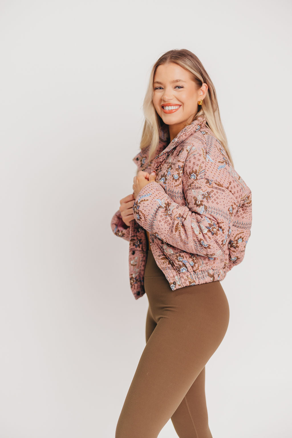 Cullen Plush Snap Button Puffer Jacket in Dusty Mauve Floral