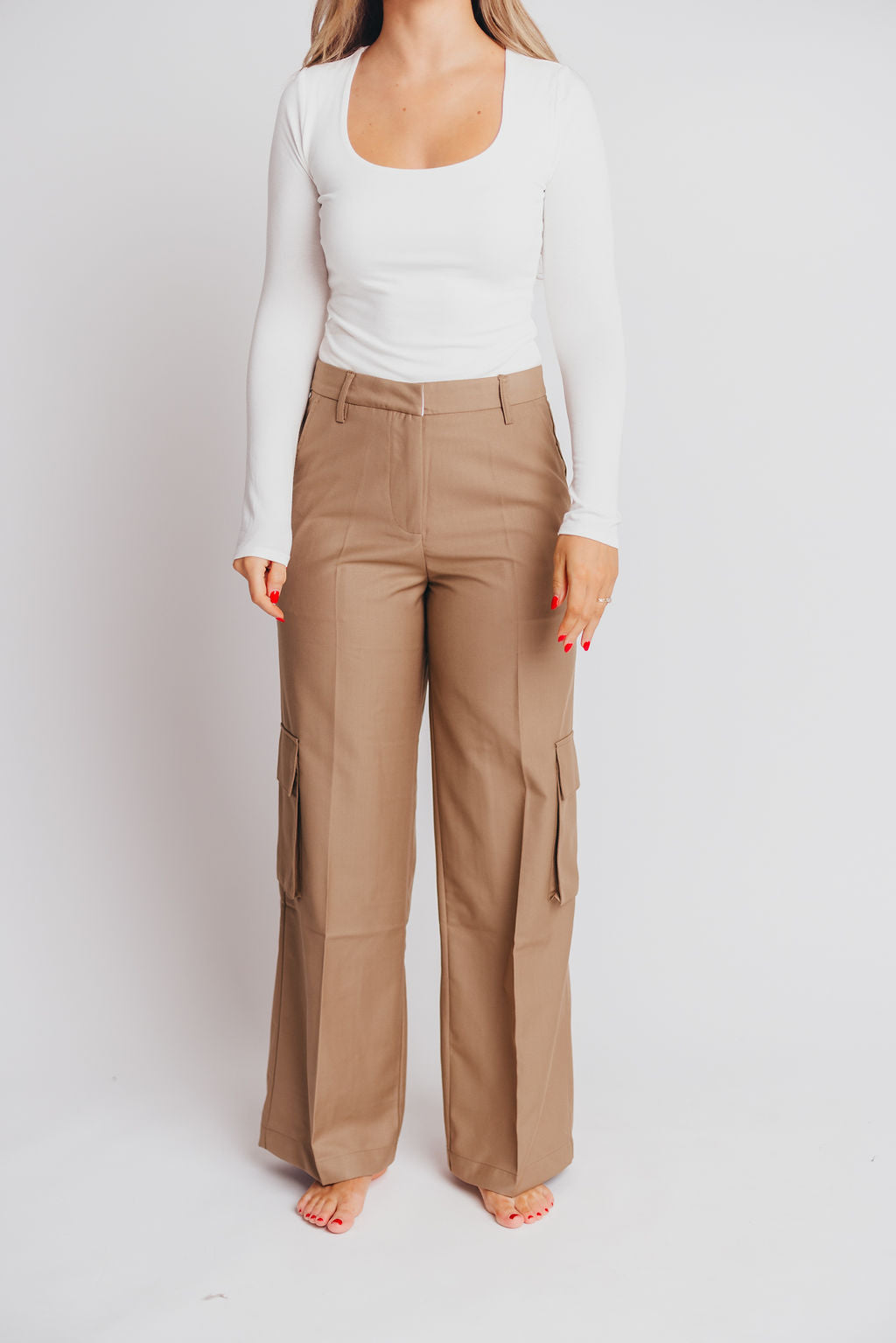 Gwen Cargo Trousers in Brown