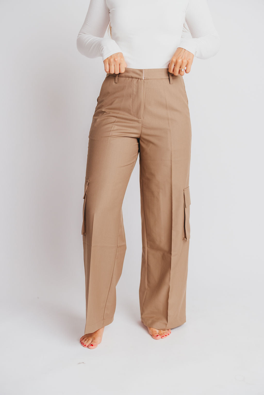 Gwen Cargo Trousers in Brown