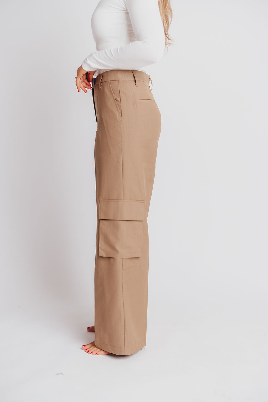 Gwen Cargo Trousers in Brown