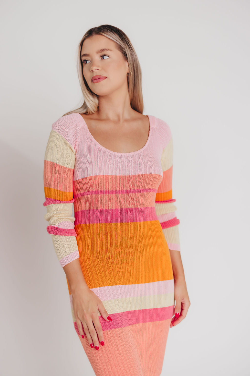 Mellow Ribbed Knit Maxi Dress with Long Sleeves in Pink/Orange Stripe