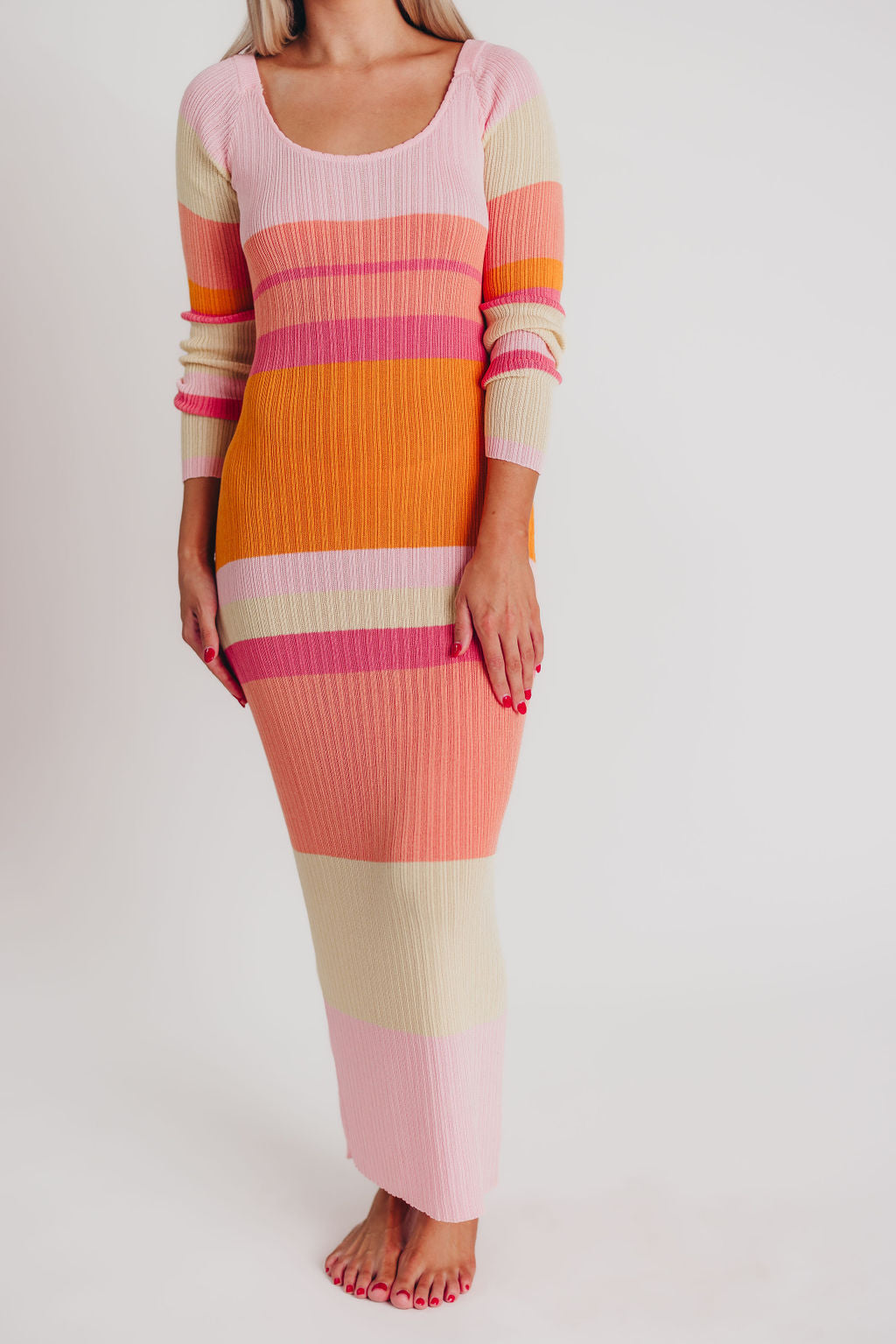Mellow Ribbed Knit Maxi Dress with Long Sleeves in Pink/Orange Stripe