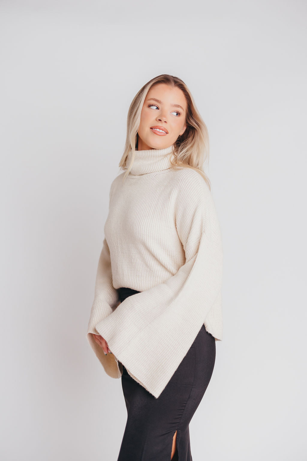 Calla Bell-Sleeve Turtleneck Sweater in Ivory