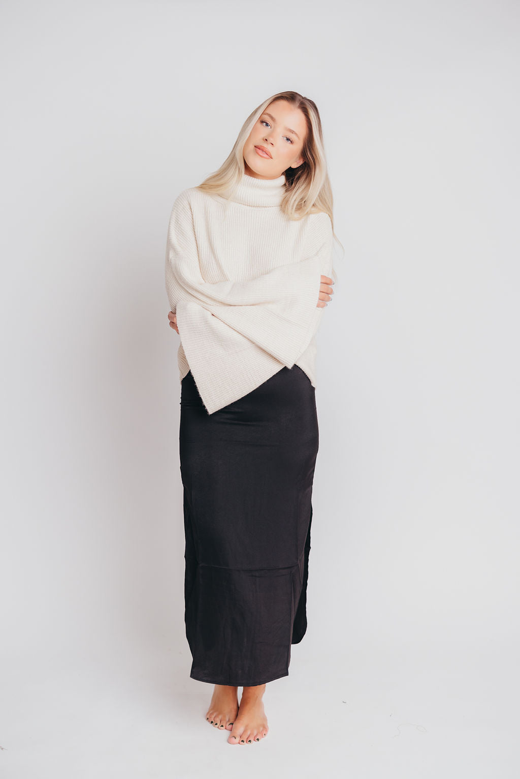 Calla Bell-Sleeve Turtleneck Sweater in Ivory