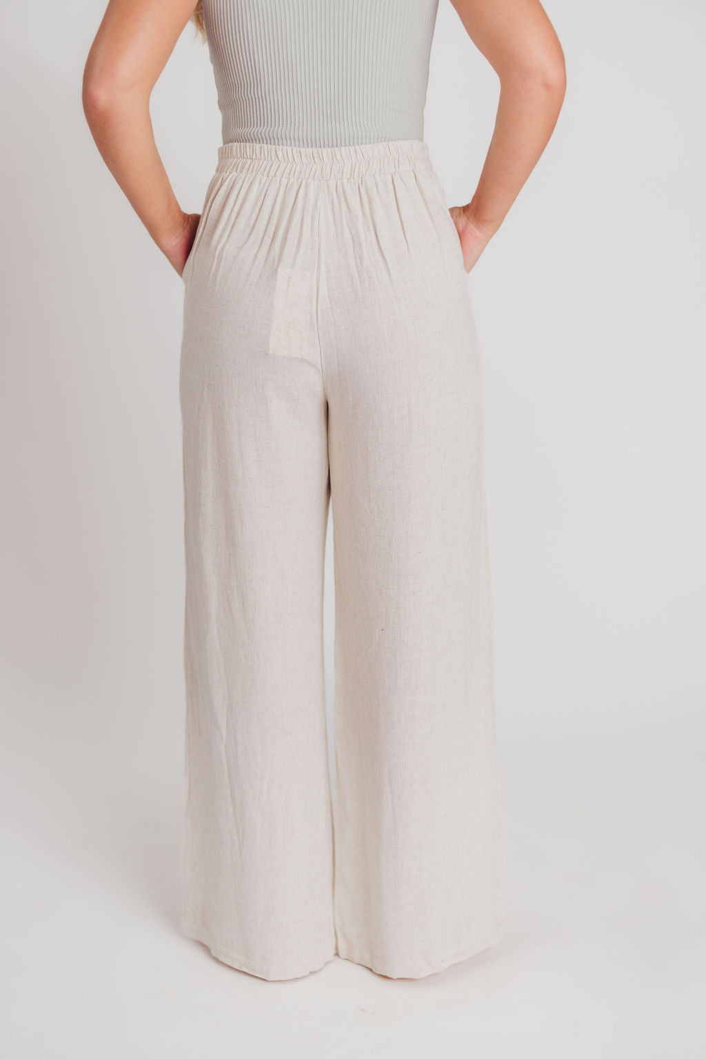 Erin Linen Blend Pleated Trousers in Natural