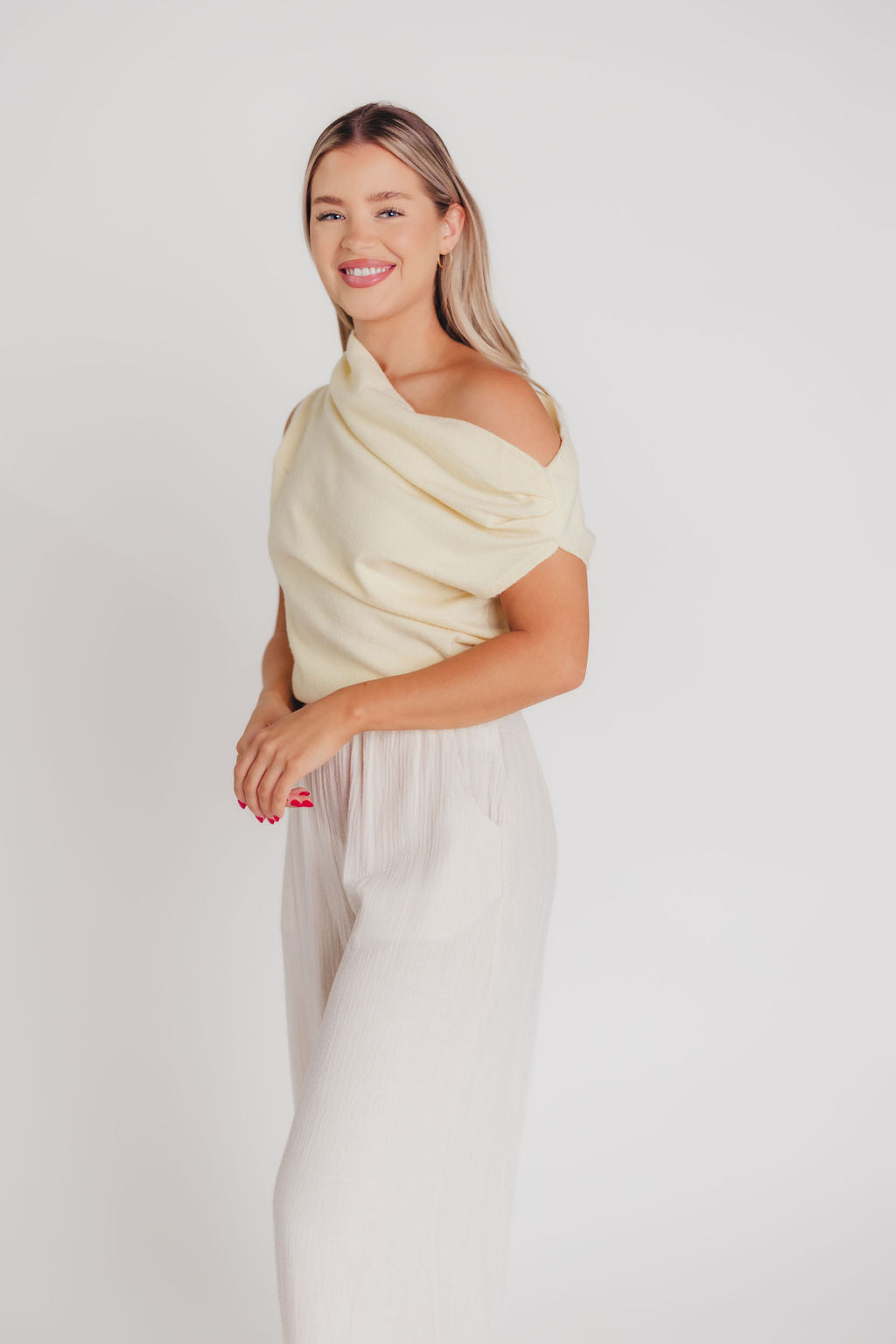 Devin Off-the-Shoulder Sweater Tank in Cream