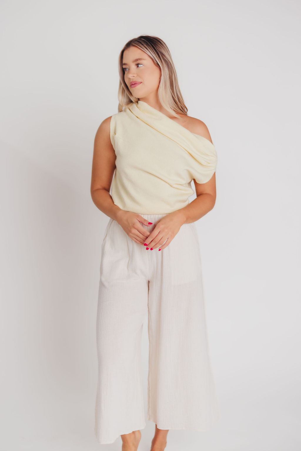 Devin Off-the-Shoulder Sweater Tank in Cream