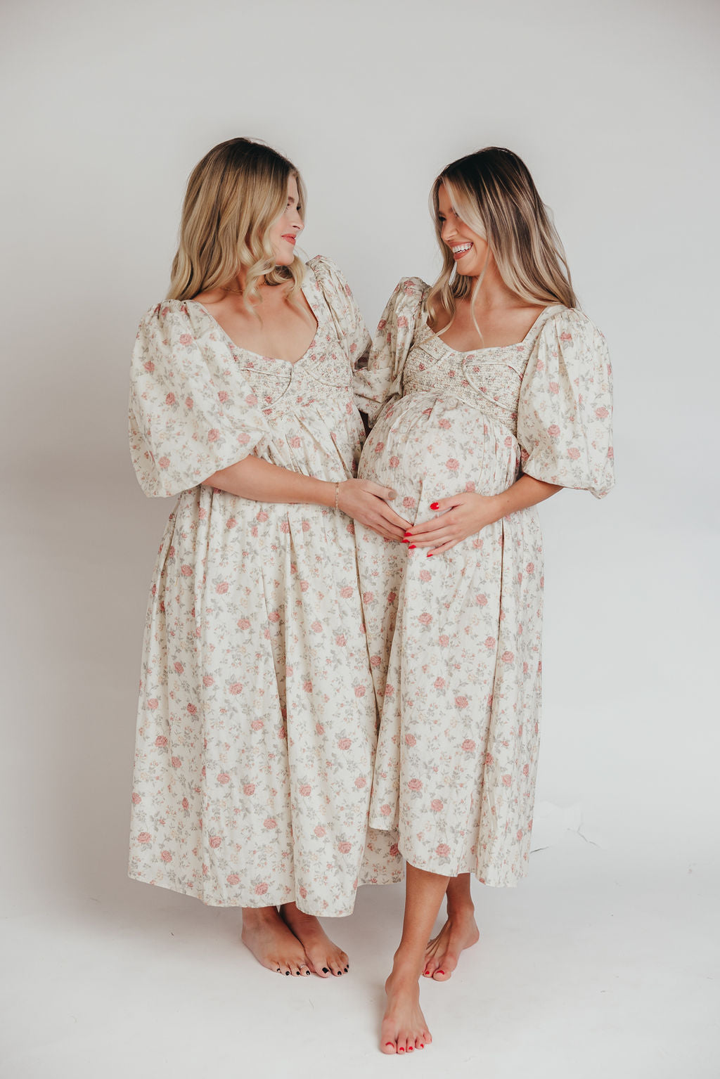 Harlow Maxi Dress in Off-White Floral - Bump Friendly & Inclusive