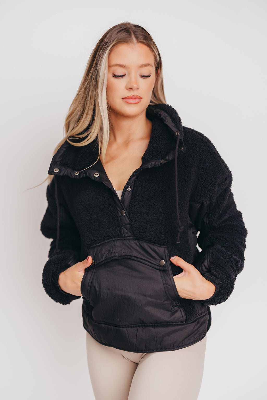 The Aurora Pullover in Black