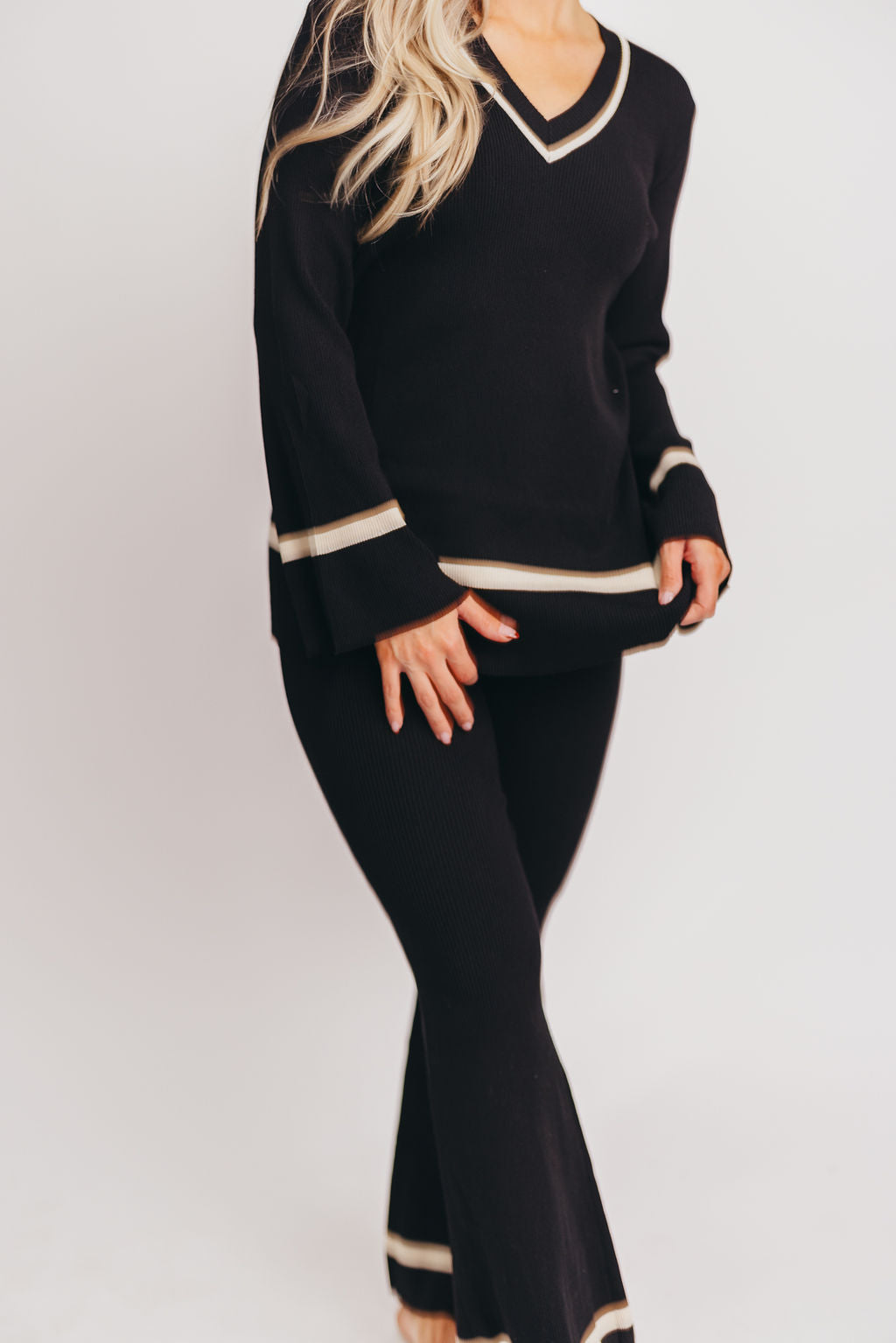 Easton V-Neck Sweater Tunic and Pant Set in Black