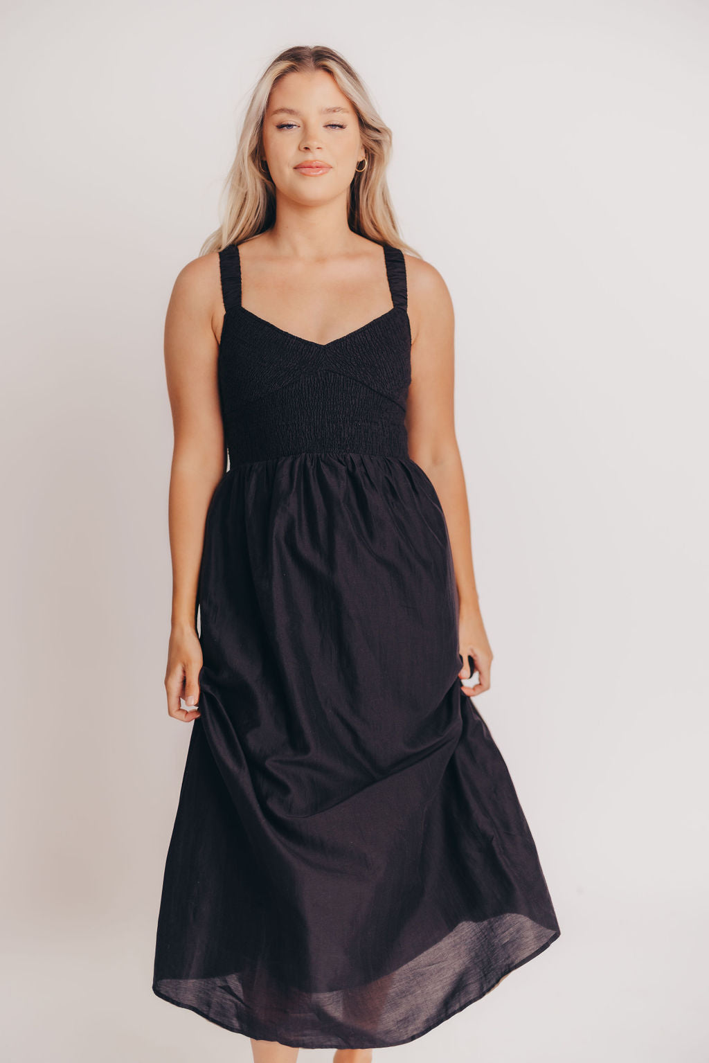 Casey Smocked Sweetheart Maxi Dress - Bump Friendly