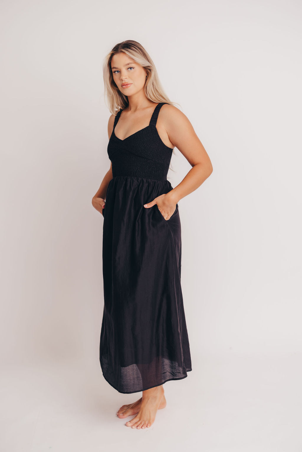 Casey Smocked Sweetheart Maxi Dress - Bump Friendly