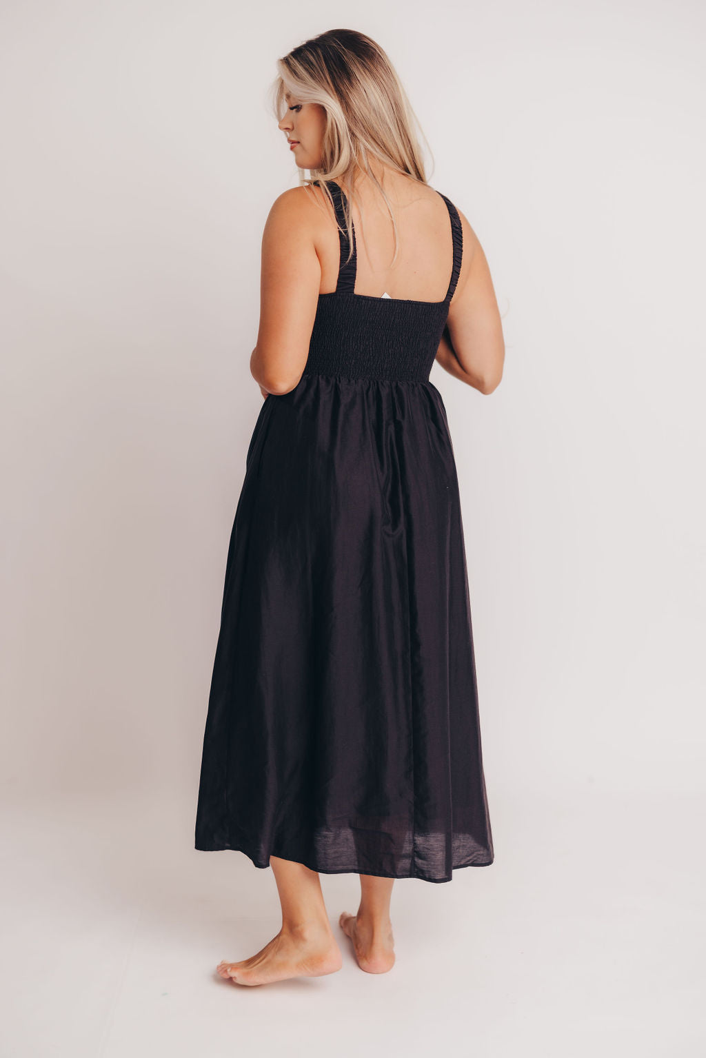 Casey Smocked Sweetheart Maxi Dress - Bump Friendly
