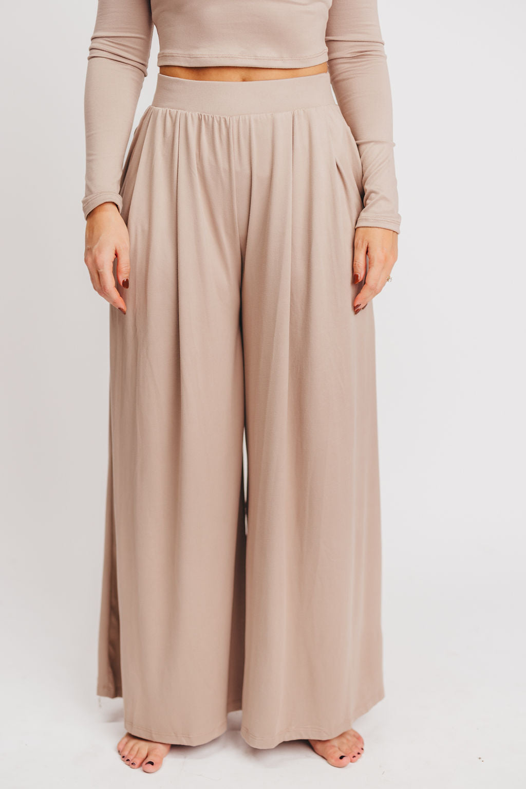 The Ashton Pant in Desert Sand