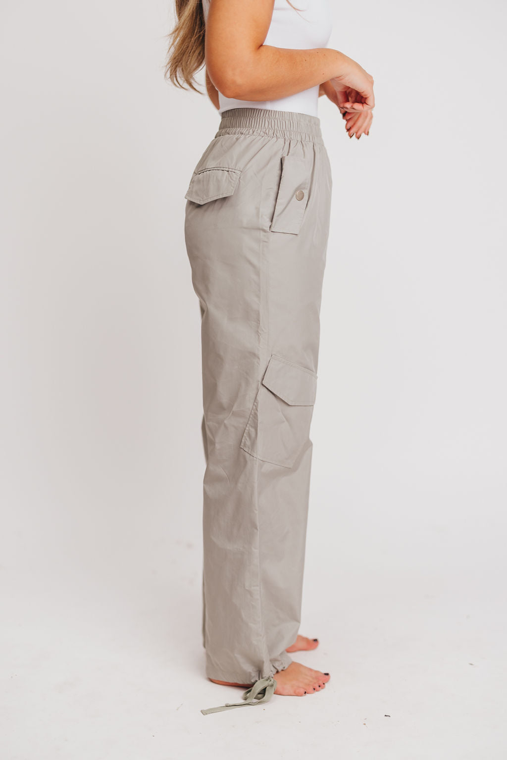 Novak Windbreaker Cargo Pants in Sage Grey