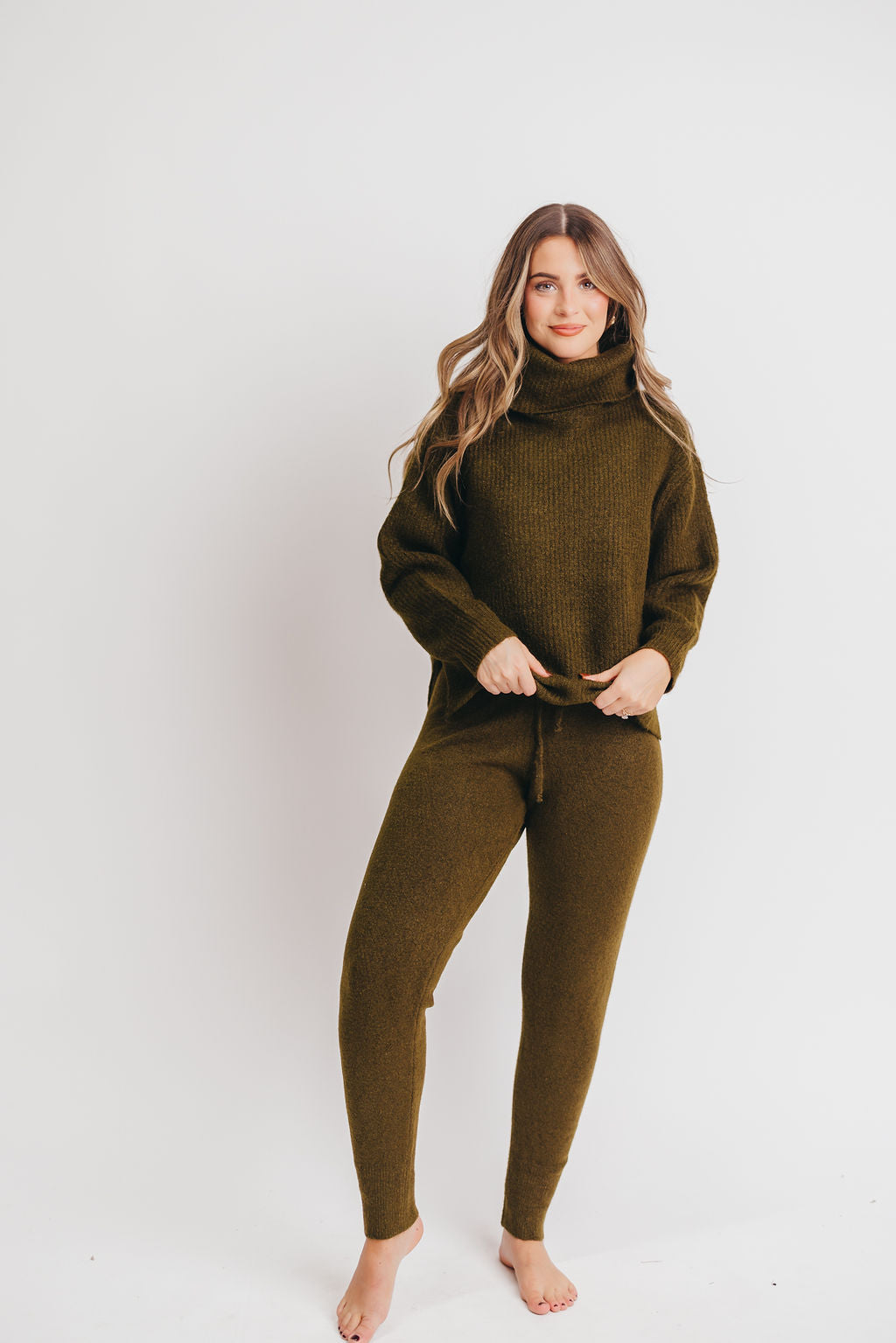 Dawson Turtleneck Sweater in Olive