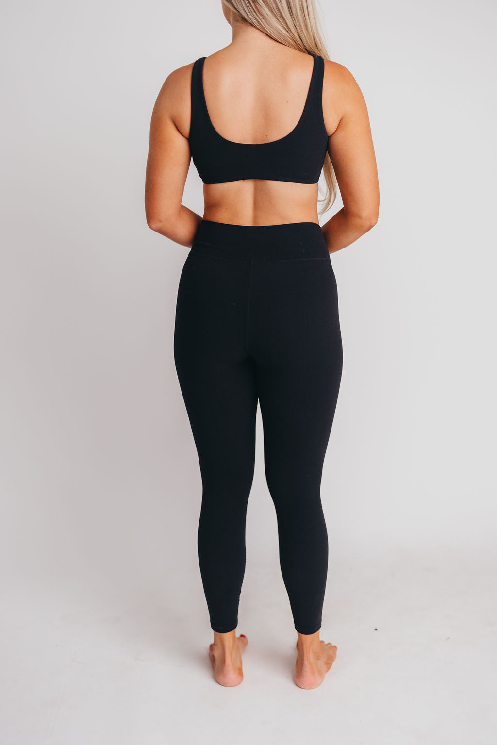 Worth the Label High-Waisted Brushed Legging in Black