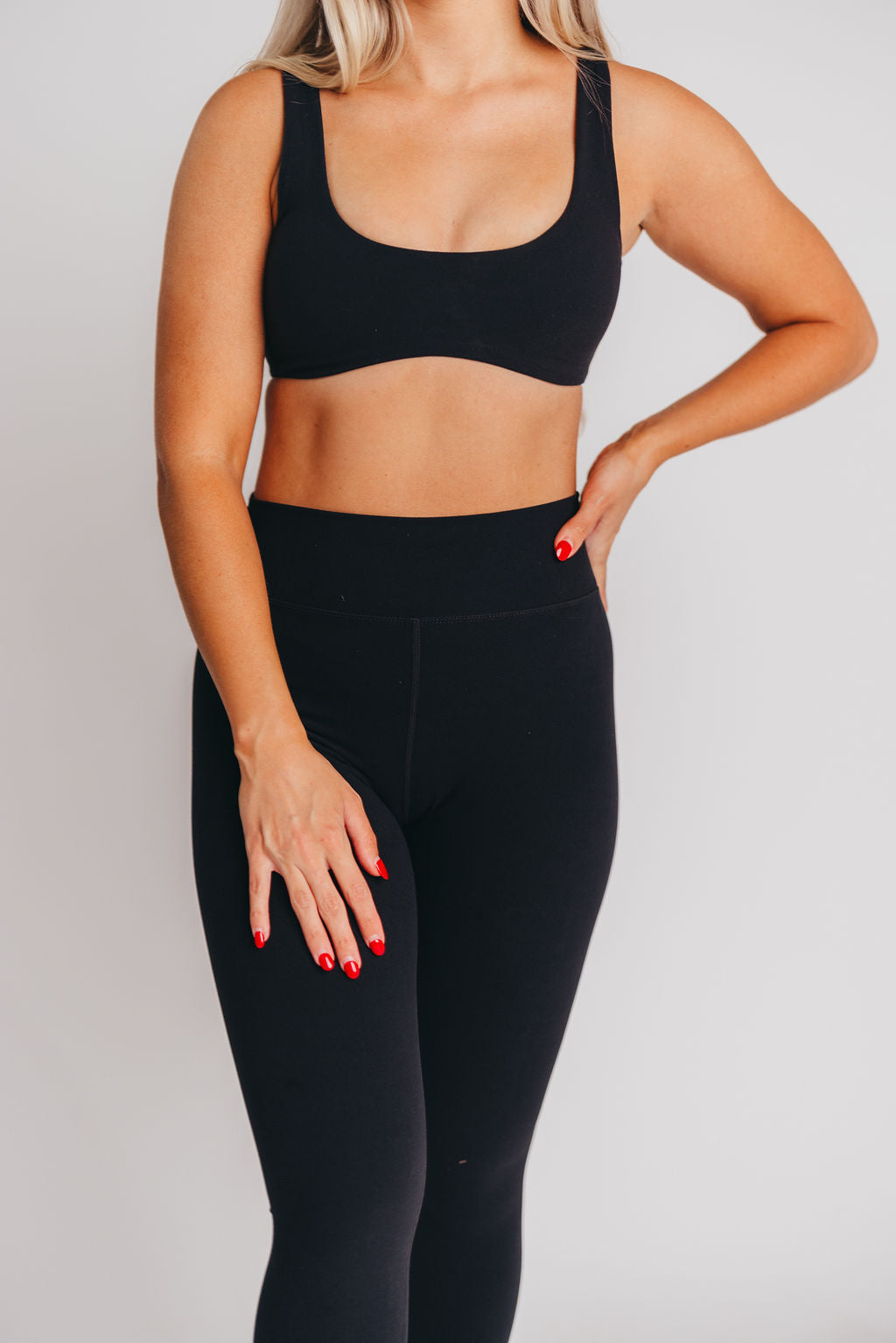 Worth the Label High-Waisted Brushed Legging in Black