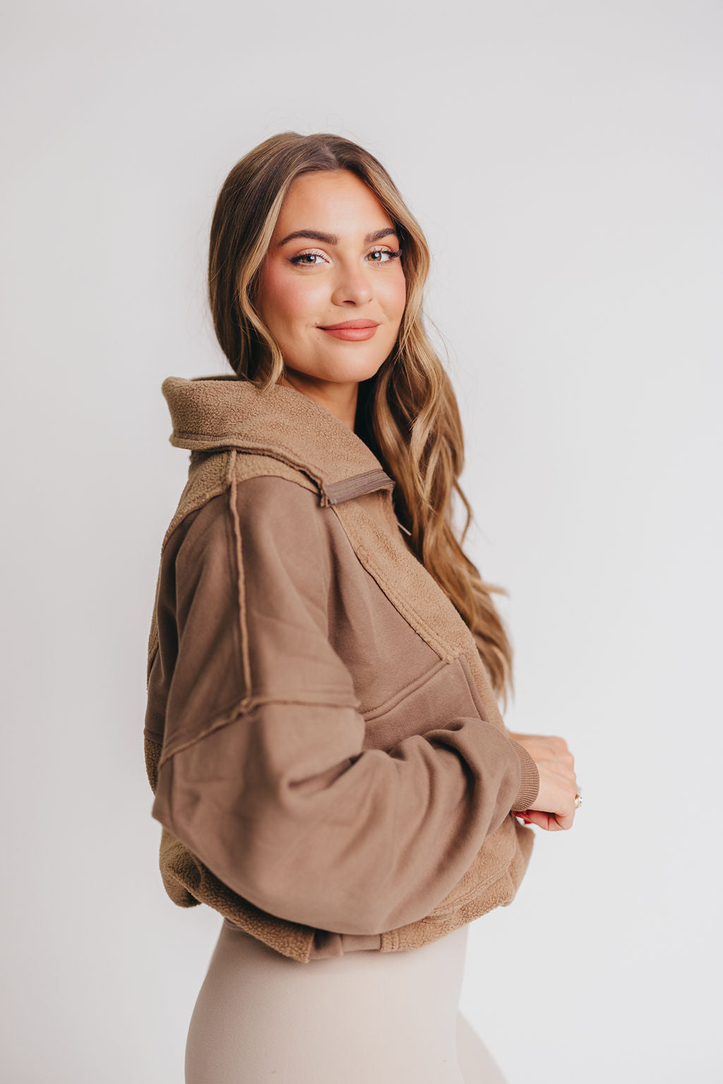 Carter Pullover in Stone Grey