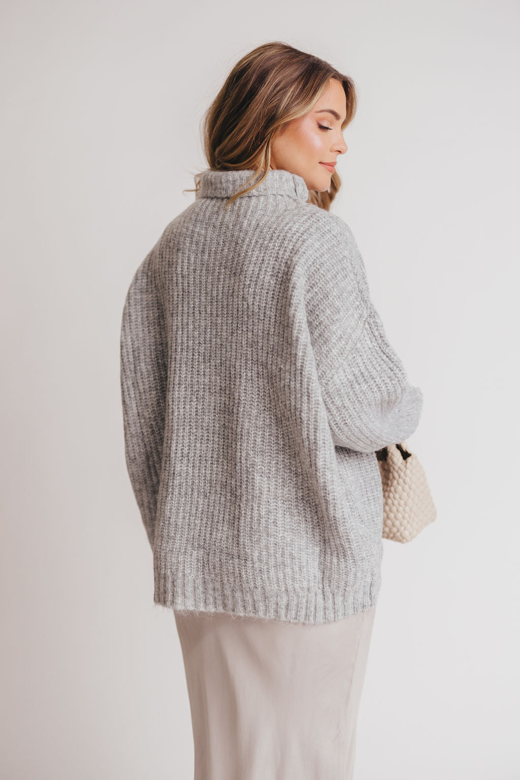 Wild Hearts Oversized Chunky Sweater in Heather Grey