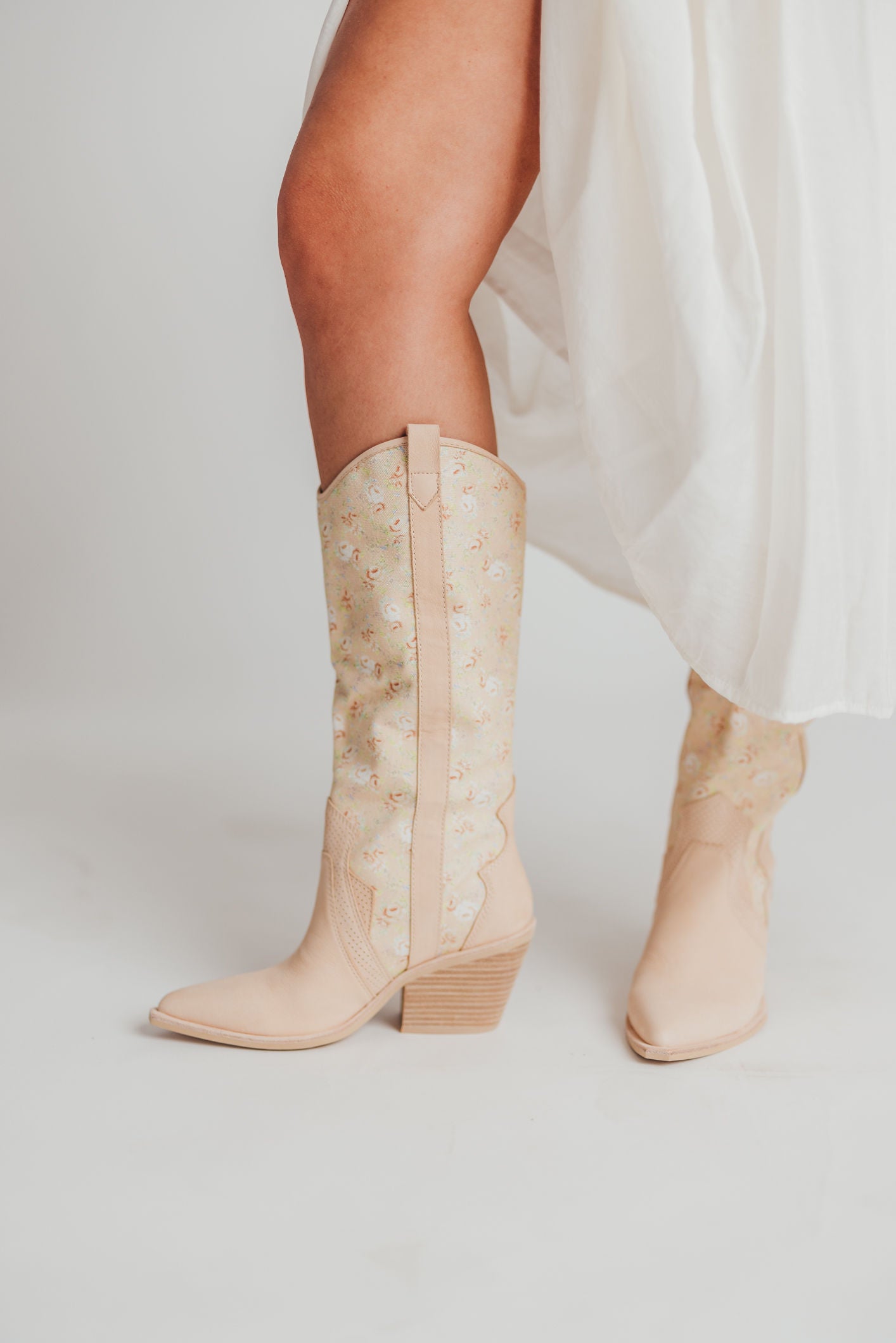 Navene Boots in Rose Multi Nubuck