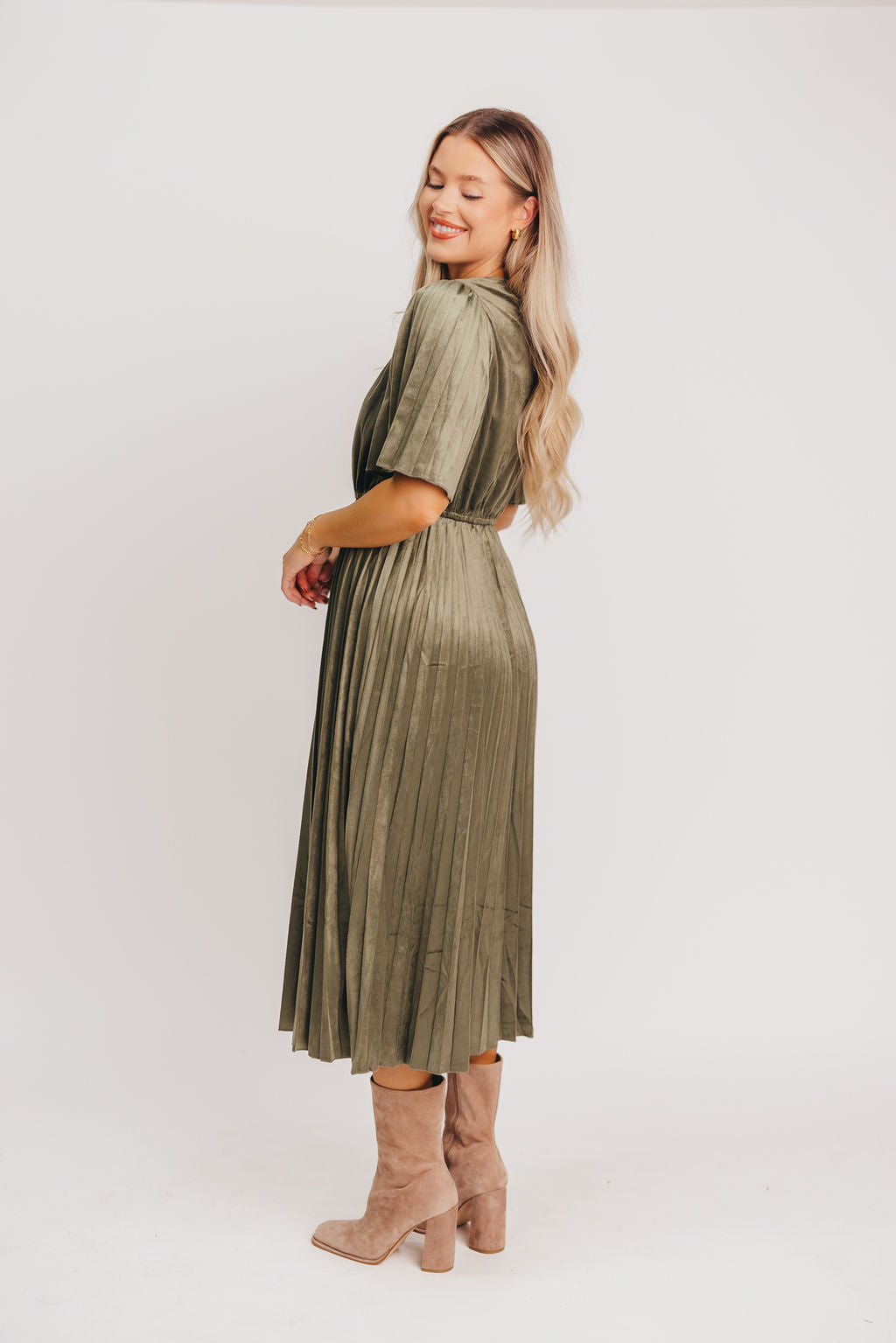 Tate Round-Neck Pleated Velvet Midi Dress - Bump Friendly