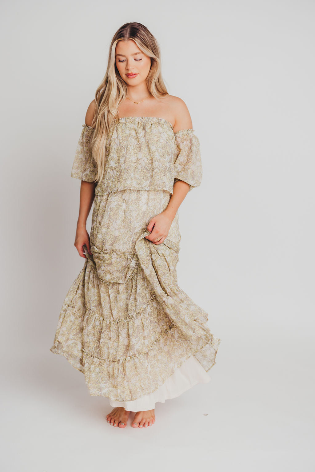 Vilde Off-the-Shoulder Maxi Dress in Lemon/Off White - Bump Friendly