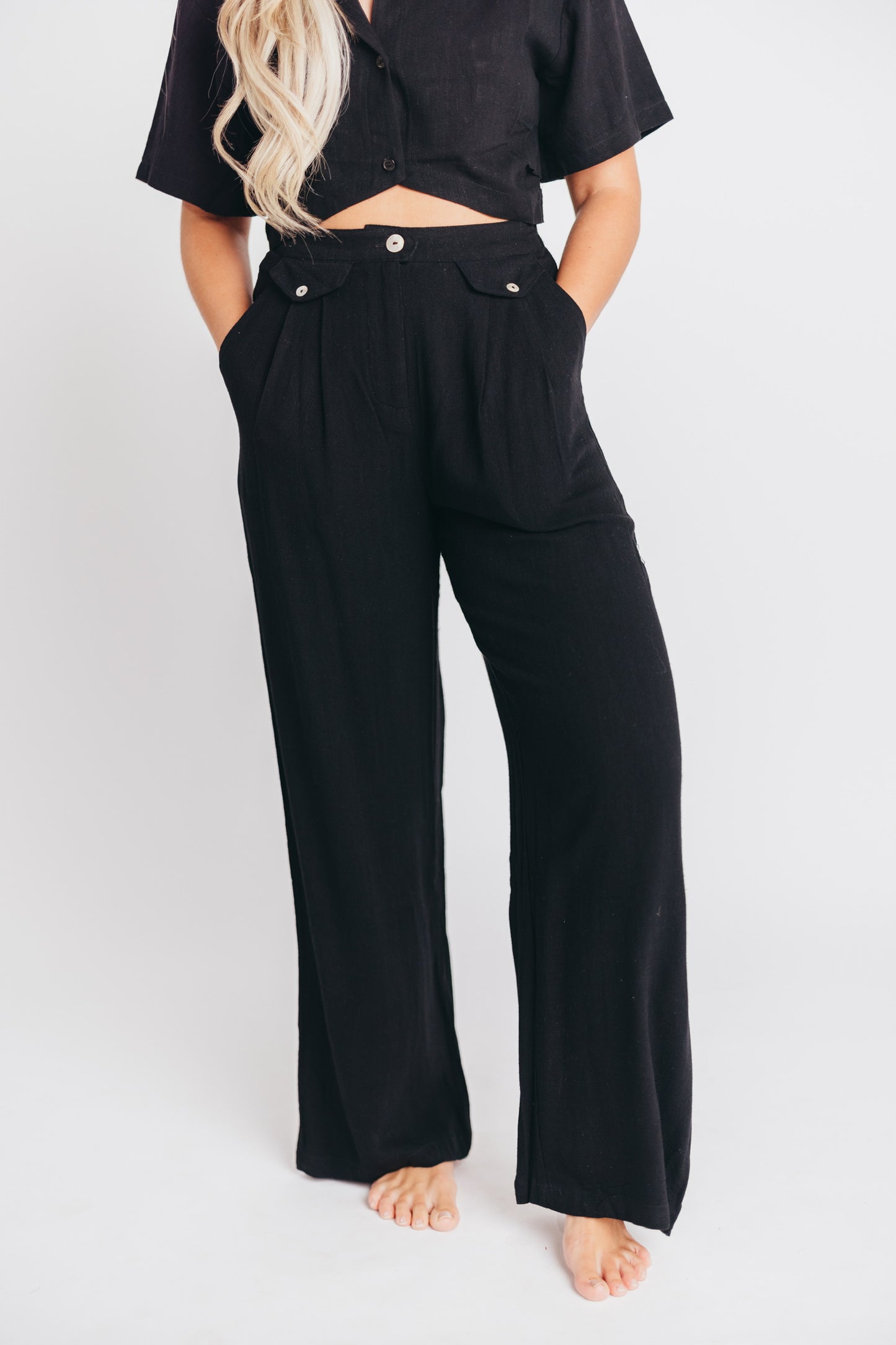 Erin Linen Blend Pleated Trousers in Black