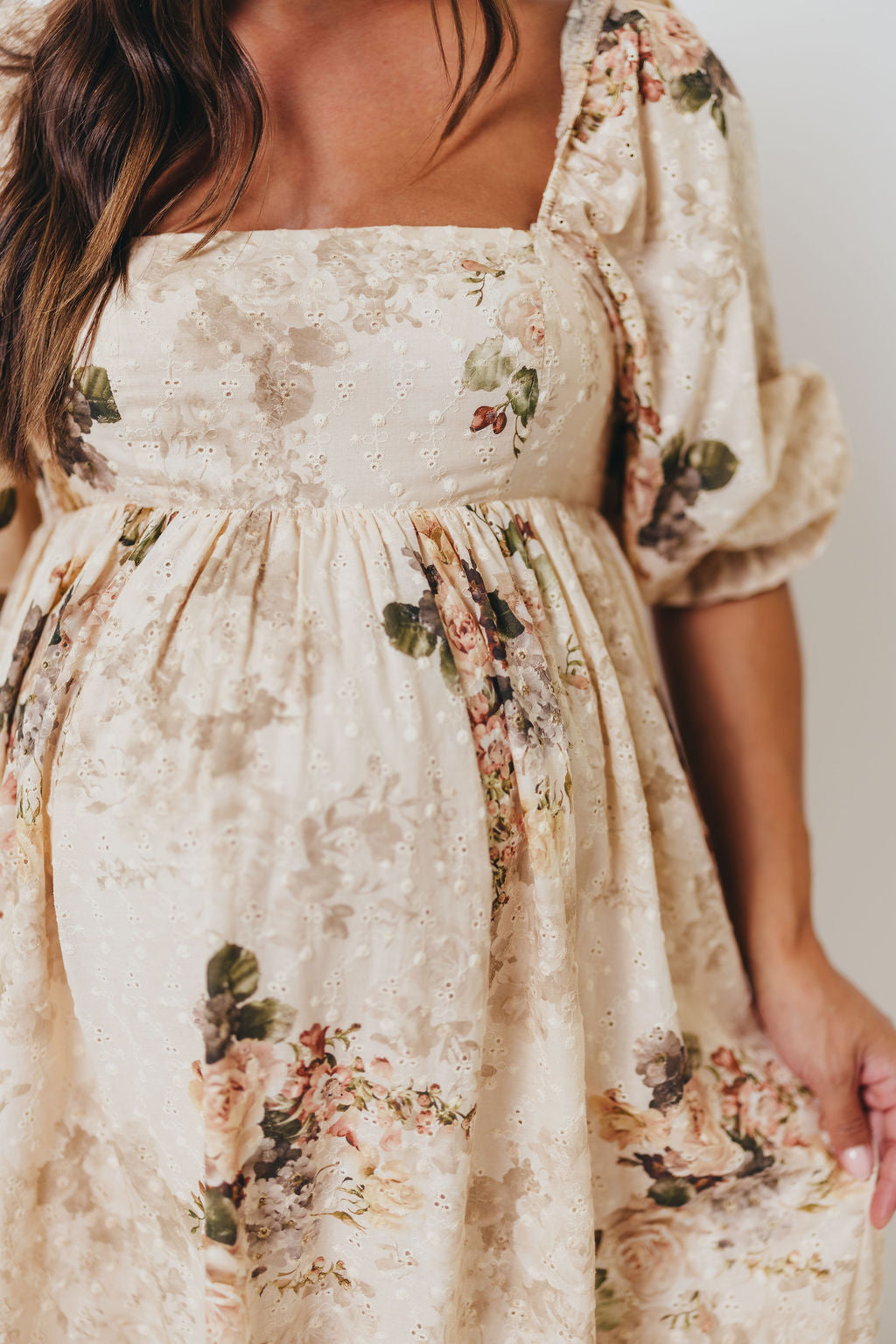 Mona Maxi Dress with Smocking in Cream/Beige Floral - Bump