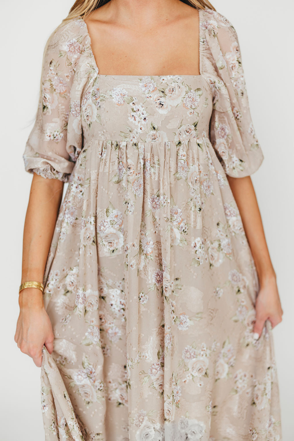 REGAL モカシン ネイビー Worth collection Mona Maxi Dress in Olive/Blue Floral - Bump Friendly