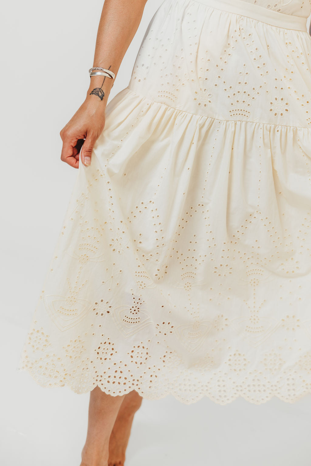 Betsy Eyelet Embroidered Maxi Dress in Ivory – Worth Collective