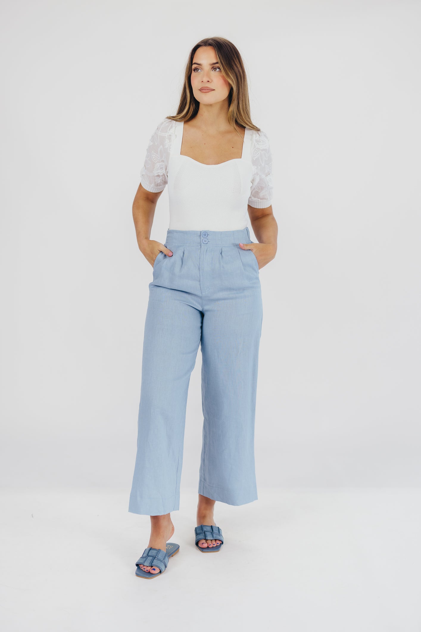 Carrie Linen Trousers in Light Blue