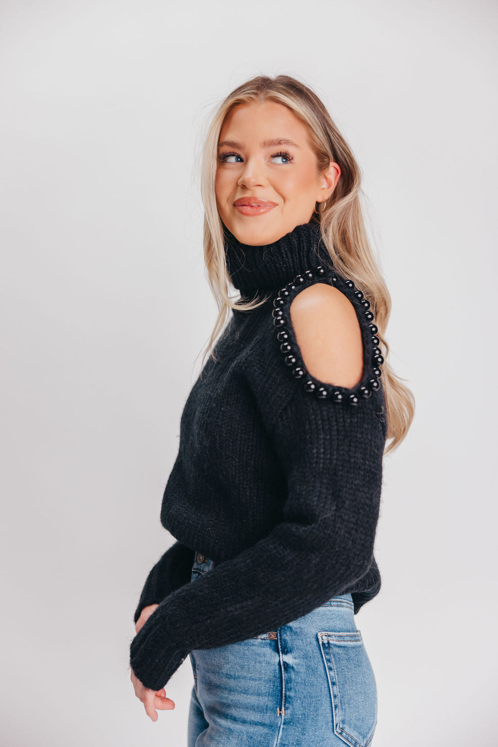 Lynn Turtleneck Sweater in Black