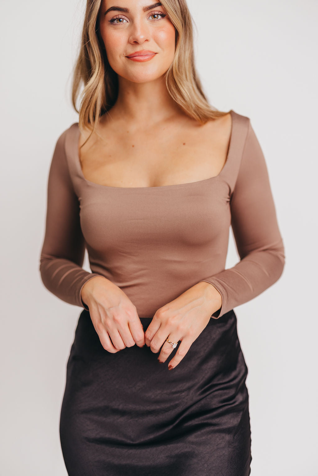 Joan Square Neck Long-Sleeved Bodysuit in Deep Taupe