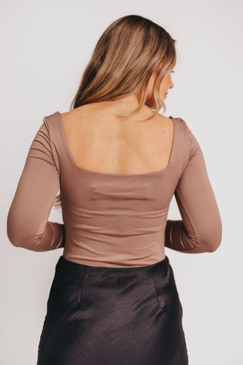 Joan Square Neck Long-Sleeved Bodysuit in Deep Taupe