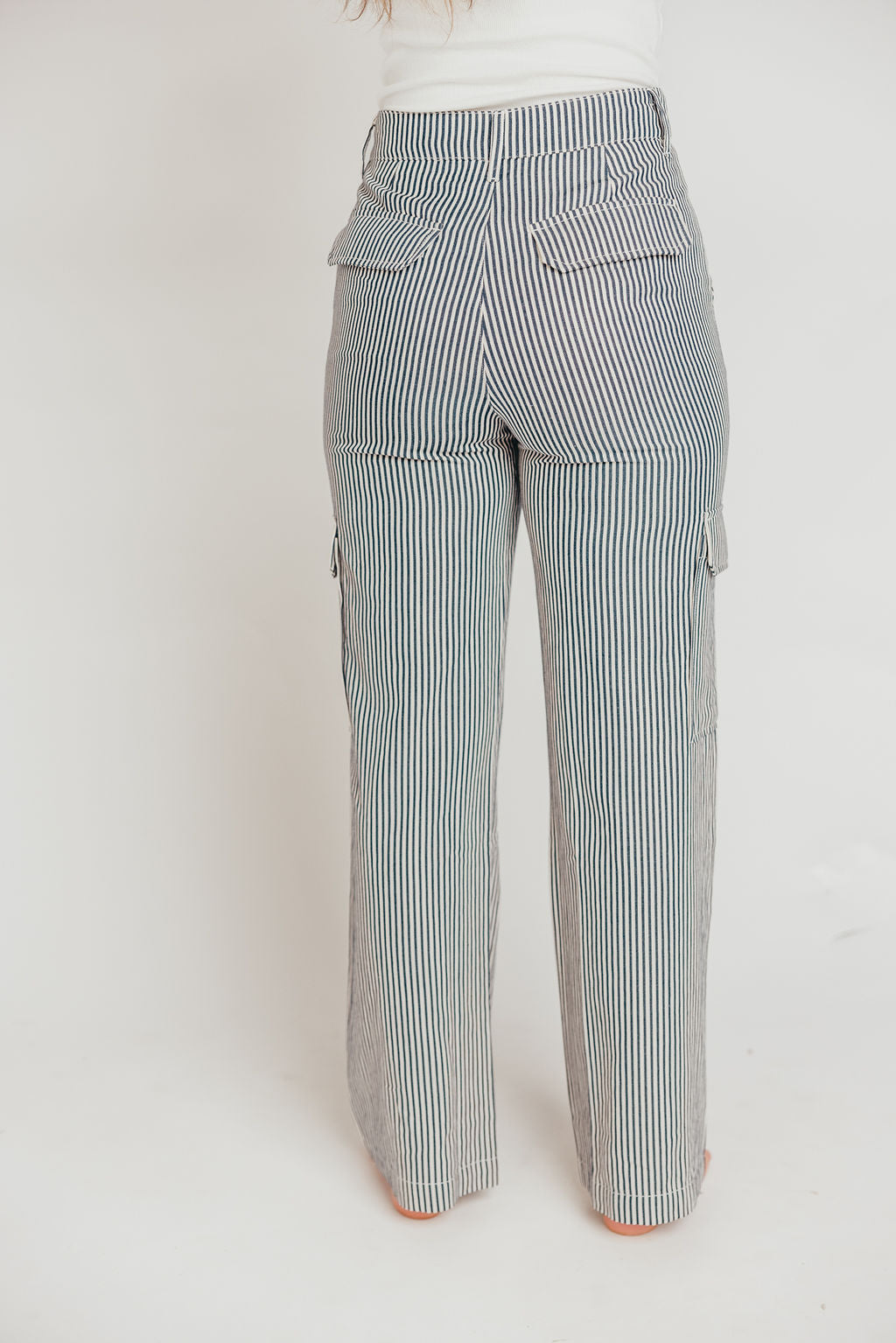 Vincent 100% Cotton Cargo Pant in Navy Stripe