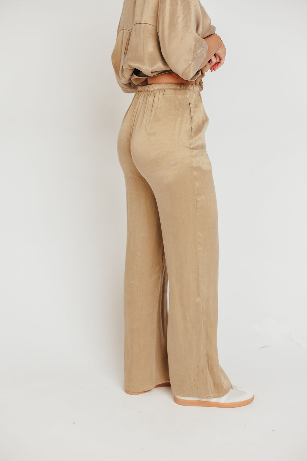 Axel Buttery Soft Wide Leg Pant in Toffee