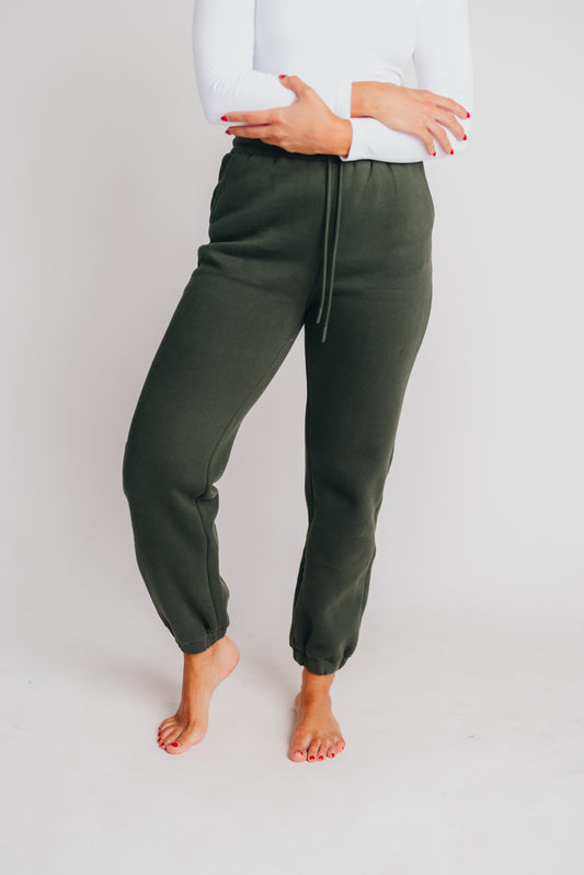 Soft and Cozy Fleece Jogger in Hunter Green