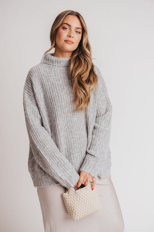 Wild Hearts Oversized Chunky Sweater in Heather Grey