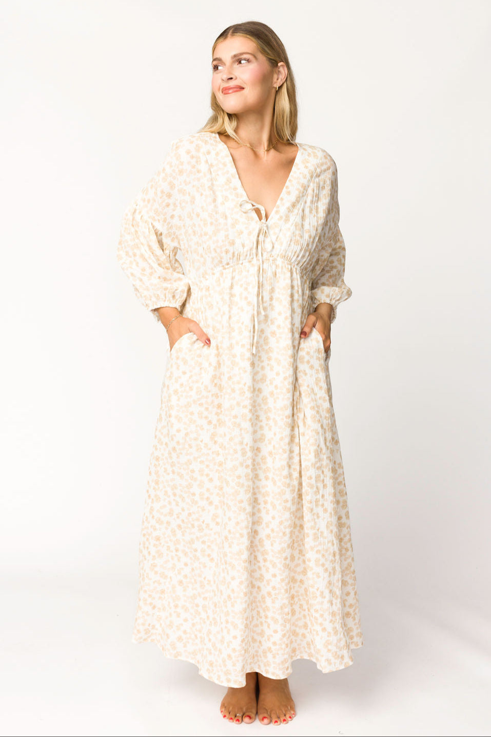 ワンピース HLT Pleated Floral Midi Dress white sage Flying Tomato Women's Soft Floral Tropical Midi Dress Sage