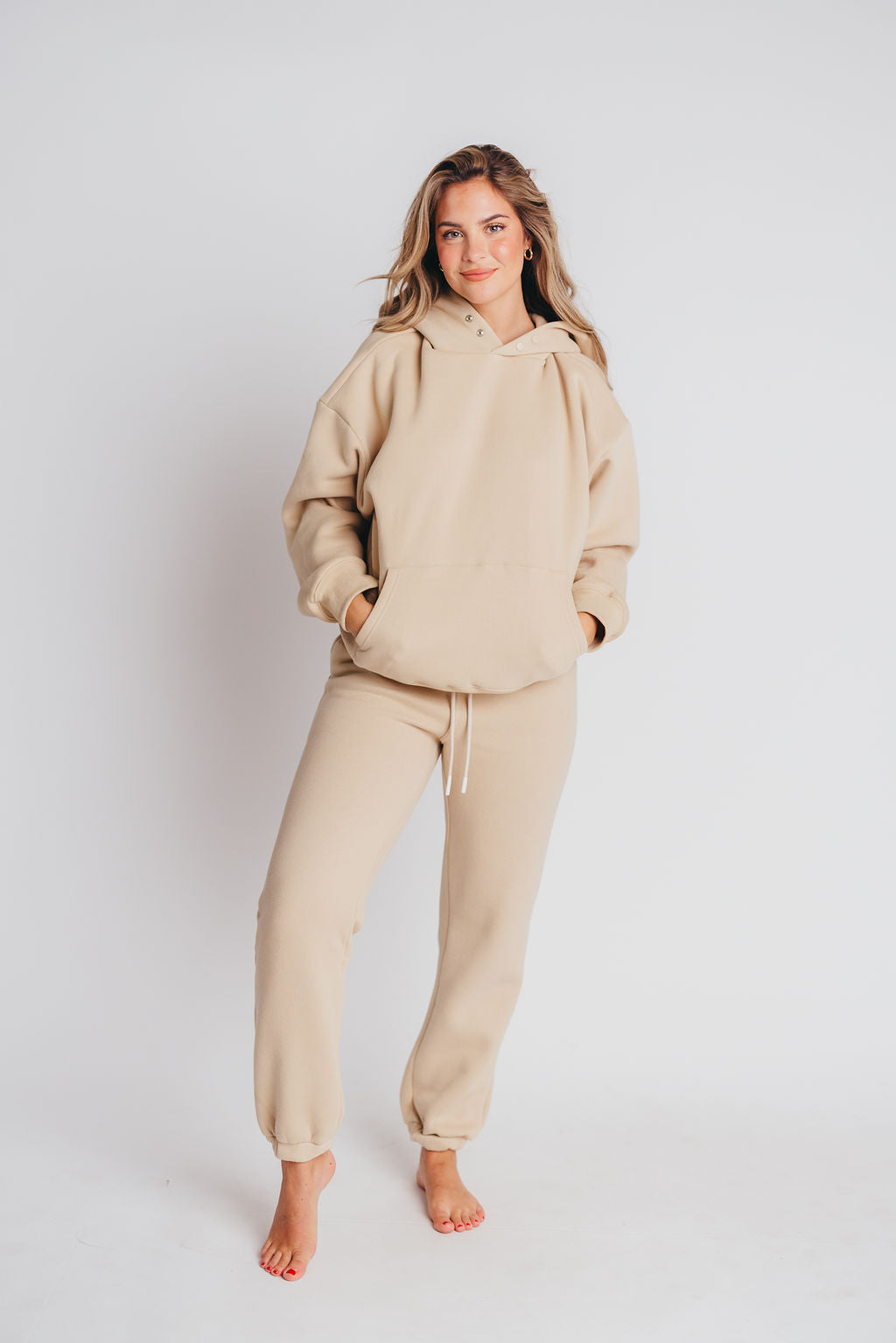Soft and Cozy Fleece Jogger in Taupe