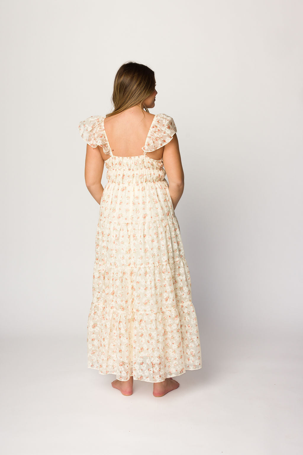Charming Floral & Gingham Ruffled Maxi Dress in Cream/Peach