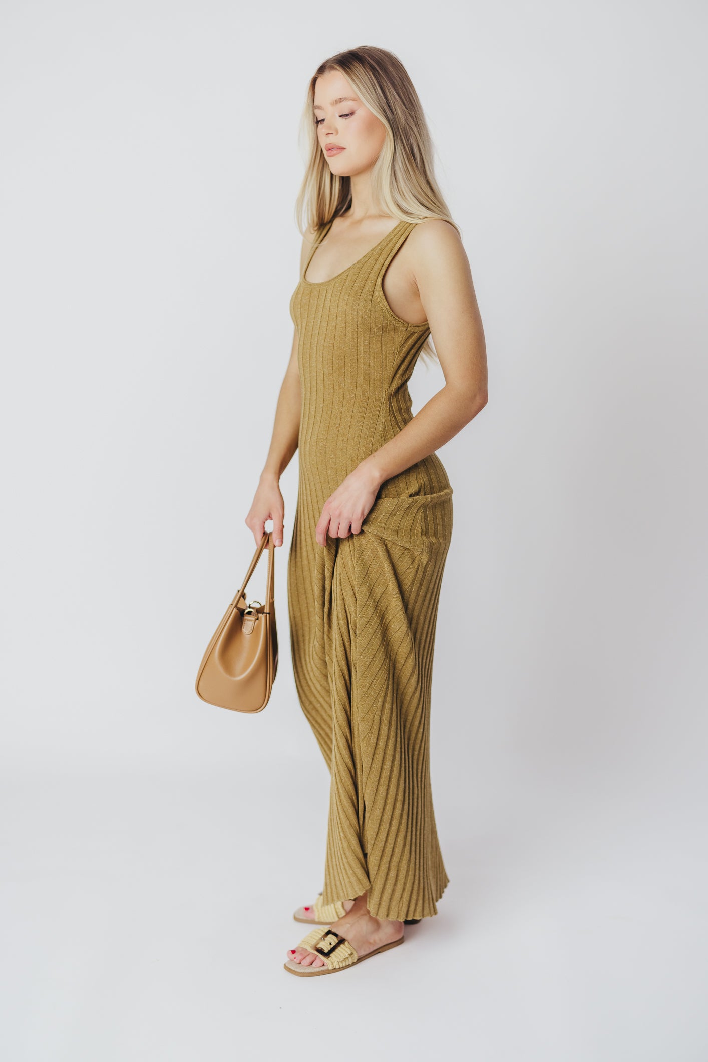 Gidea Knit Maxi Dress in Brown Olive