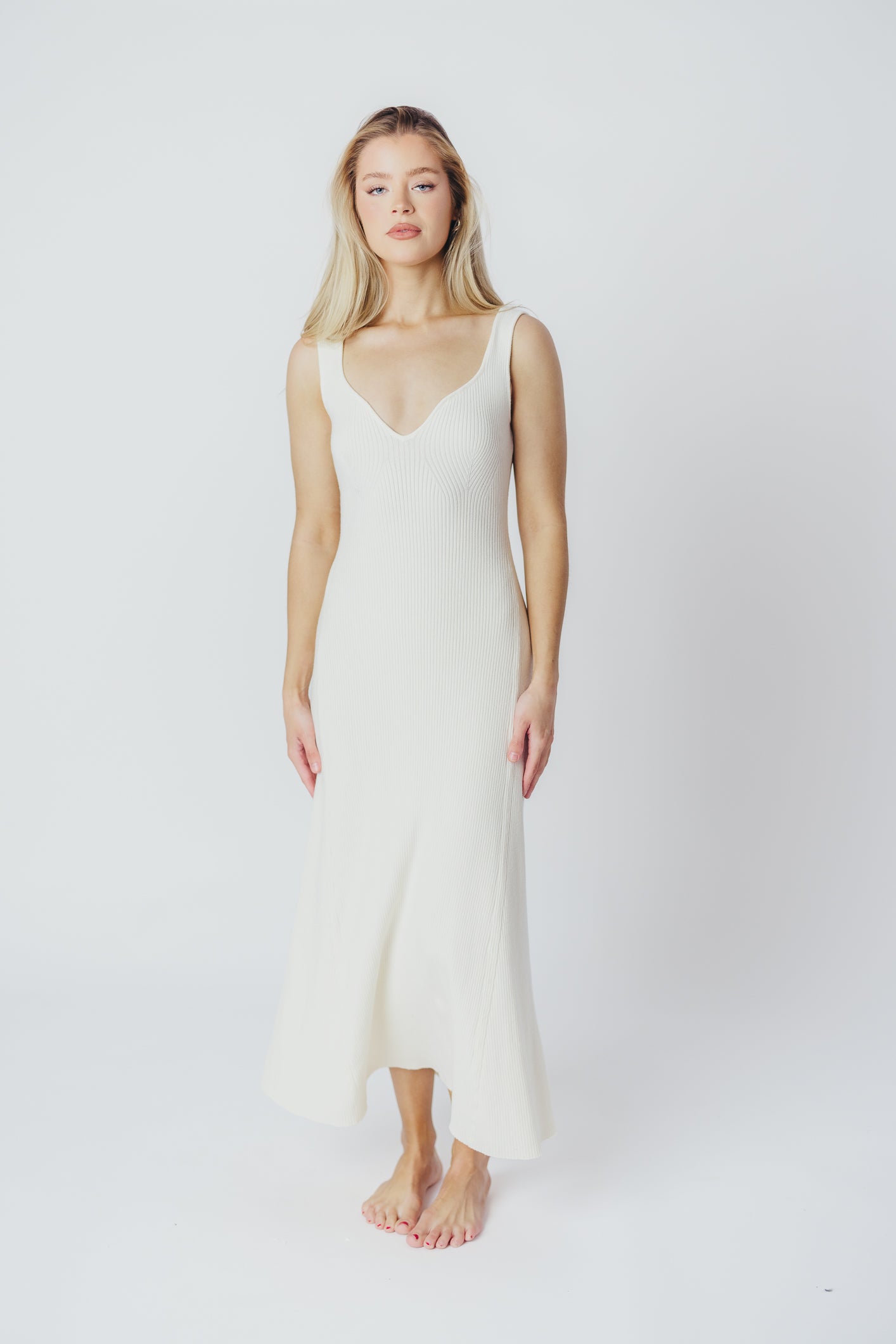 Sierra Ribbed Knit Maxi Dress in Creme