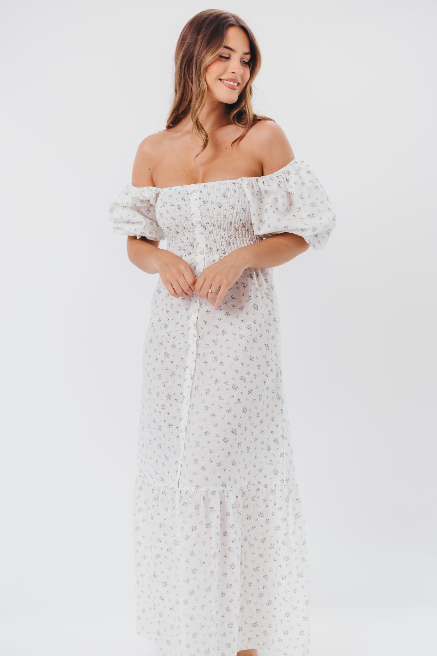 Daisy Maxi Dress in White/Blue Floral