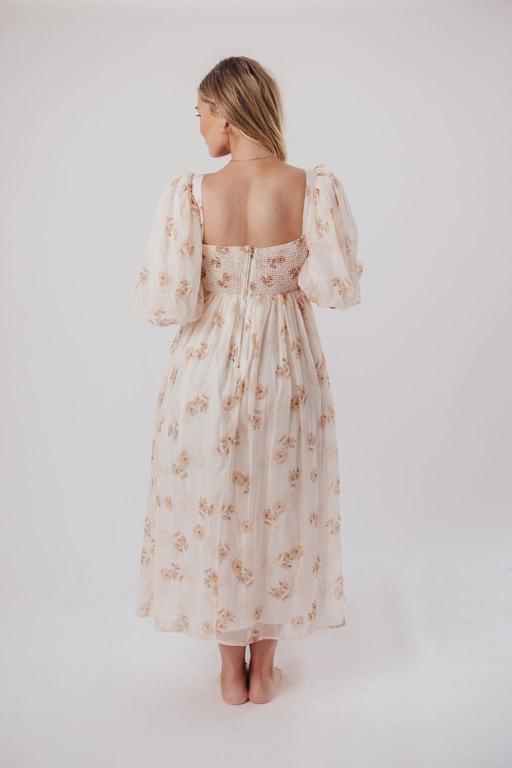 Harlow Maxi Dress in Taupe Floral - Bump Friendly & Inclusive Sizing (S-3XL) 3XL Harlow Maxi Dress in Taupe Floral - Bump Friendly & Inclusive Sizing (S-3XL) 3XL