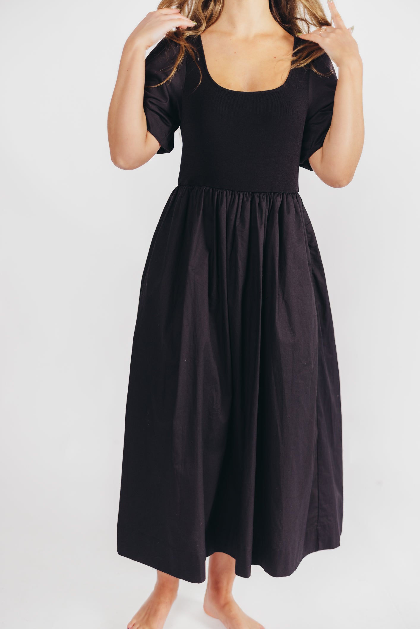 The Premium Alana Midi Dress in Black