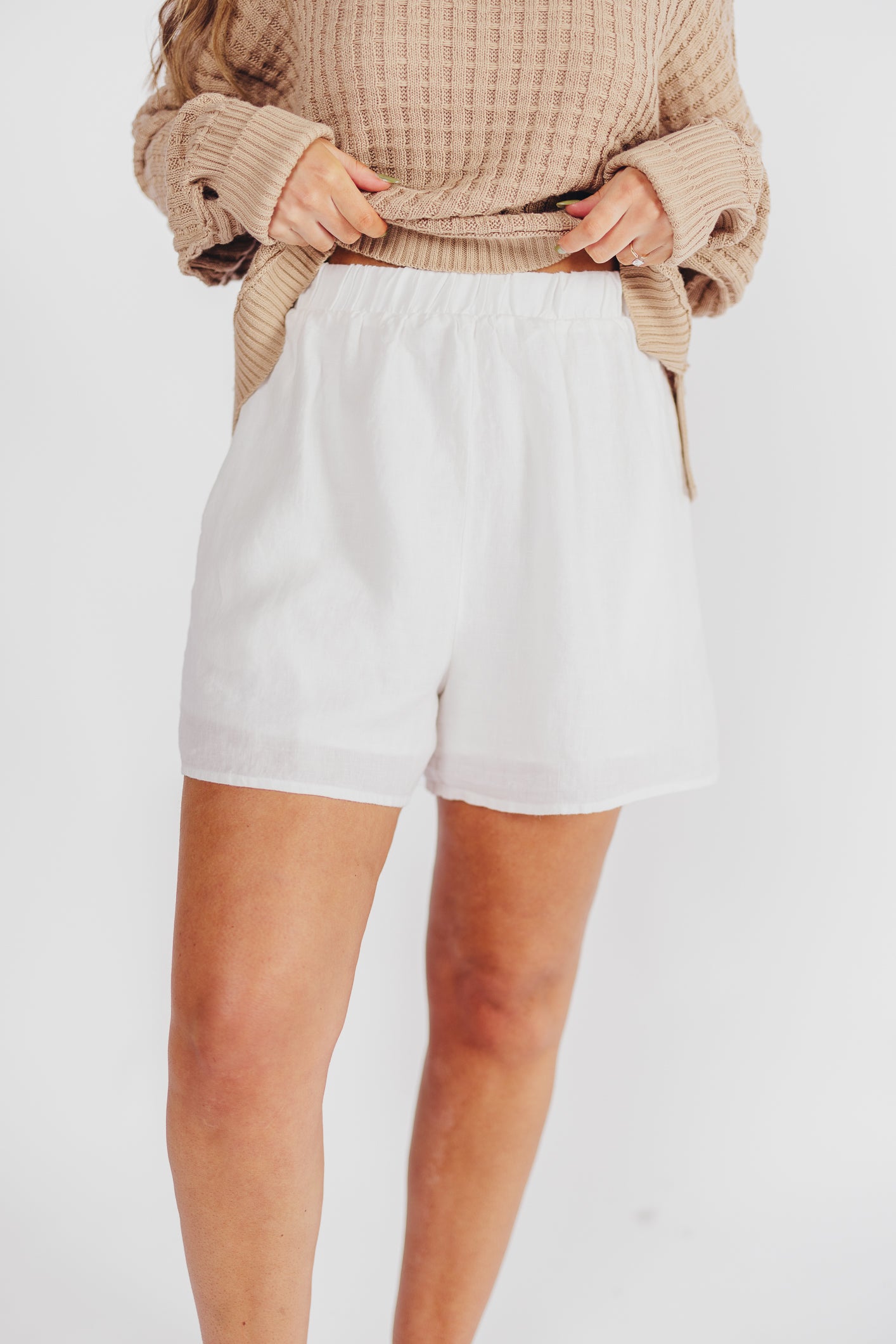 Tahlia Shorts in Off-White