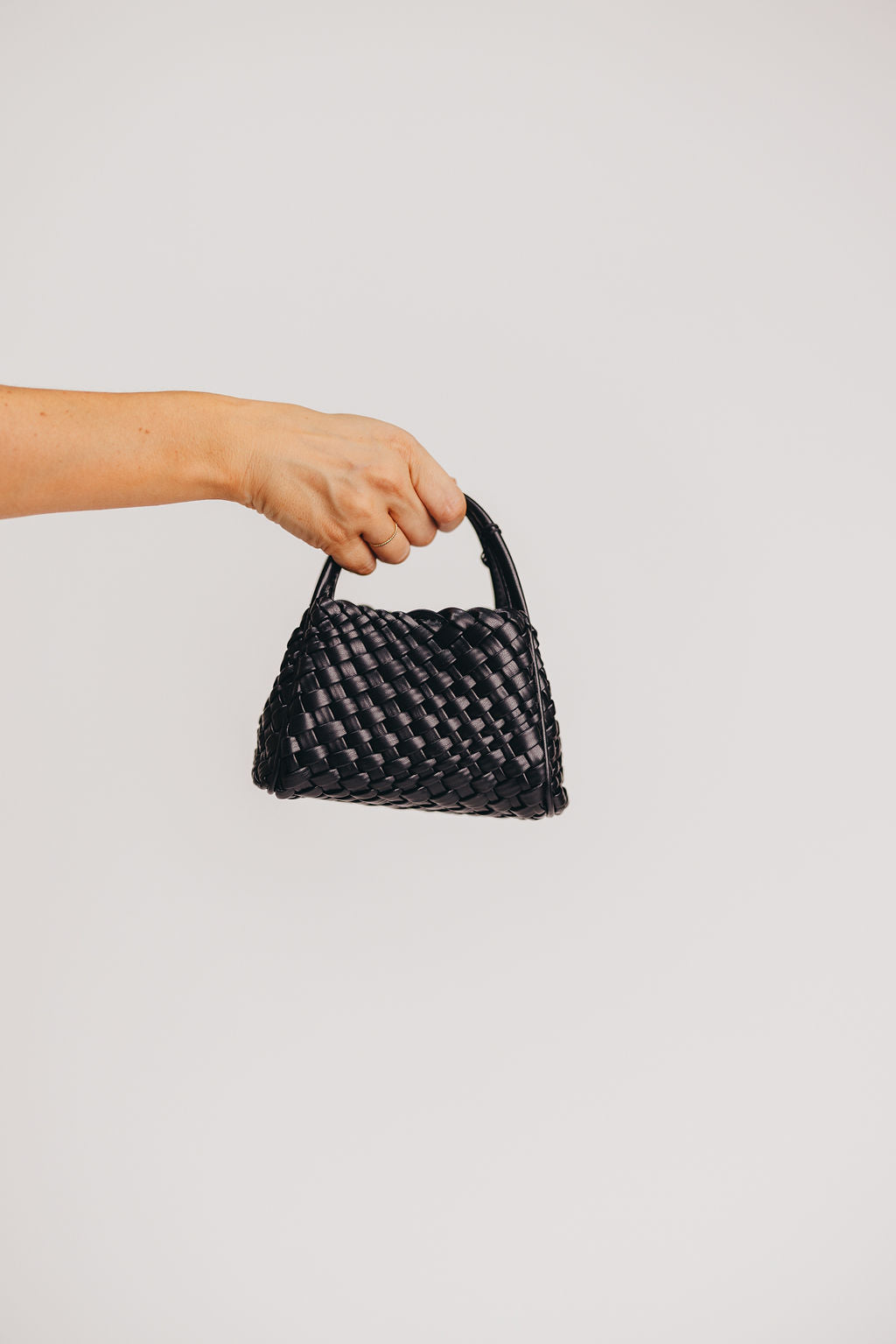 Hollace Mini Tote Toy in Woven Black